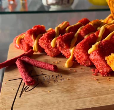 Charola de 20 pzas 1 Takis y un 1 Dorito