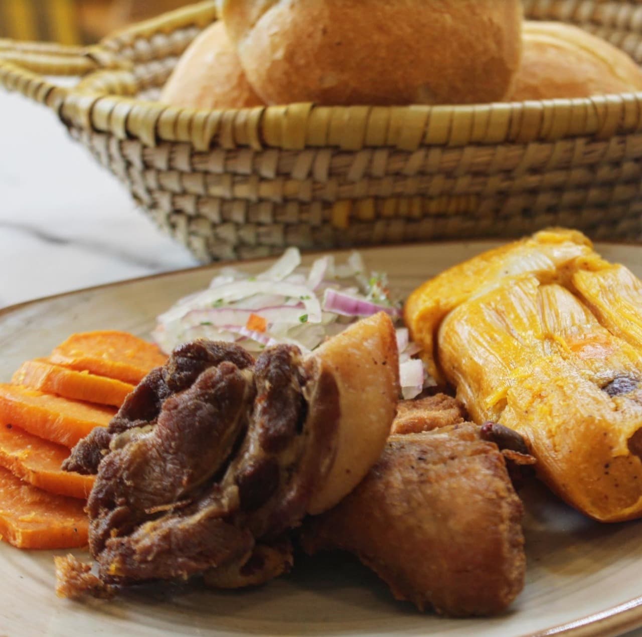 Porción de Chicharrón
