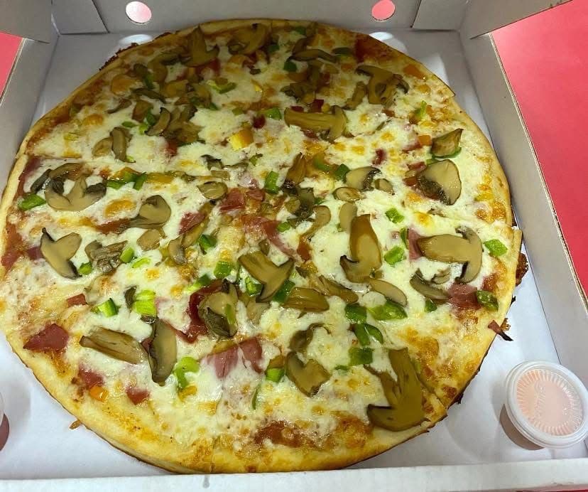 Pizza  Vegetariana Familiar