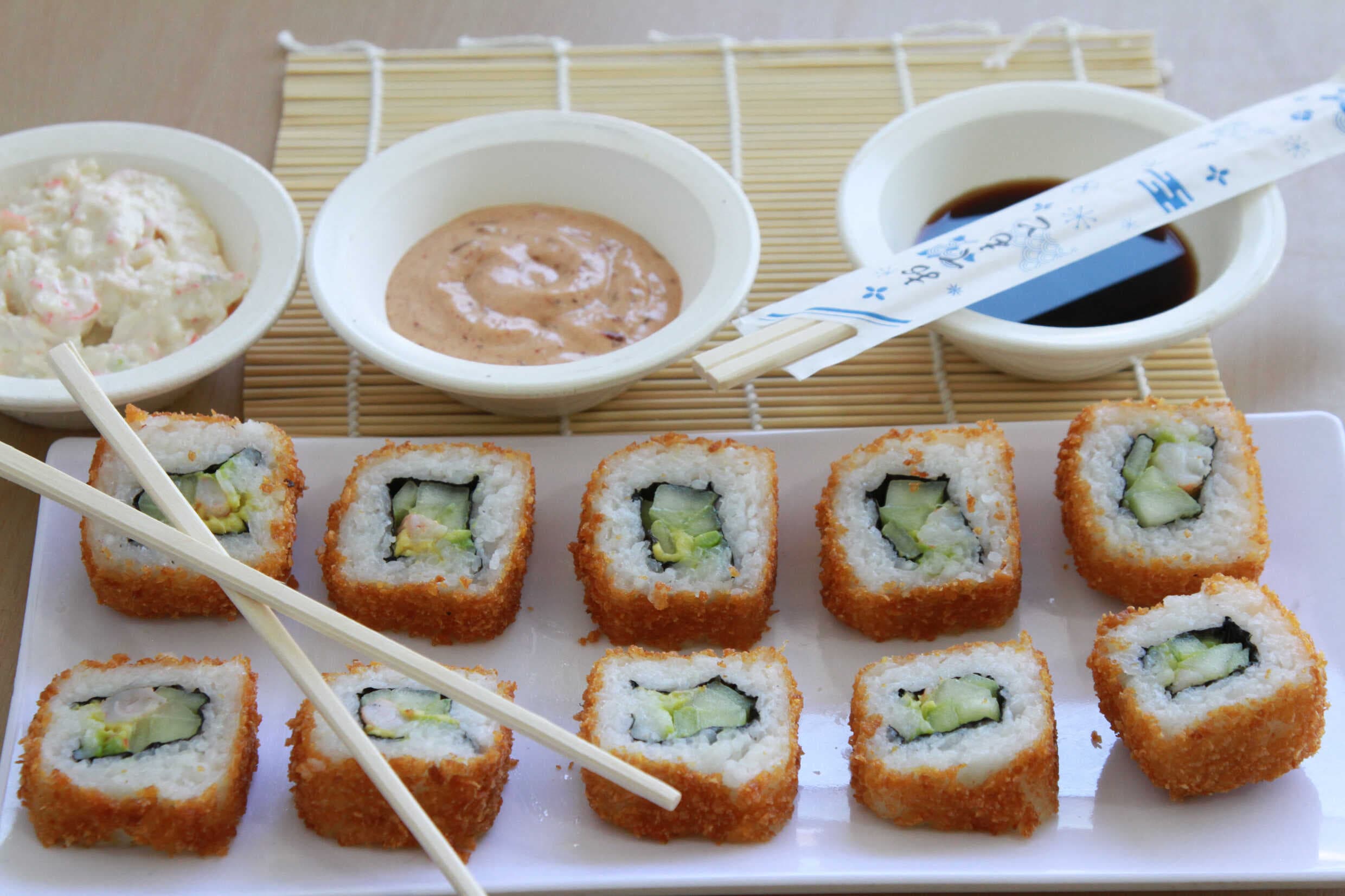 COMBO- Maki california+ Yakisoba camarón