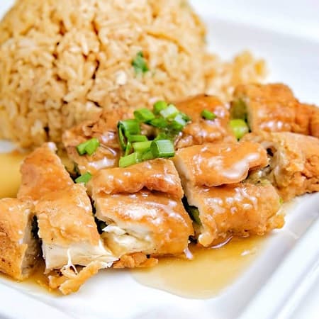 Pollo Enrollado con Salsa de Ostión
