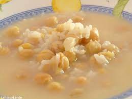 Caldo con Menudencia