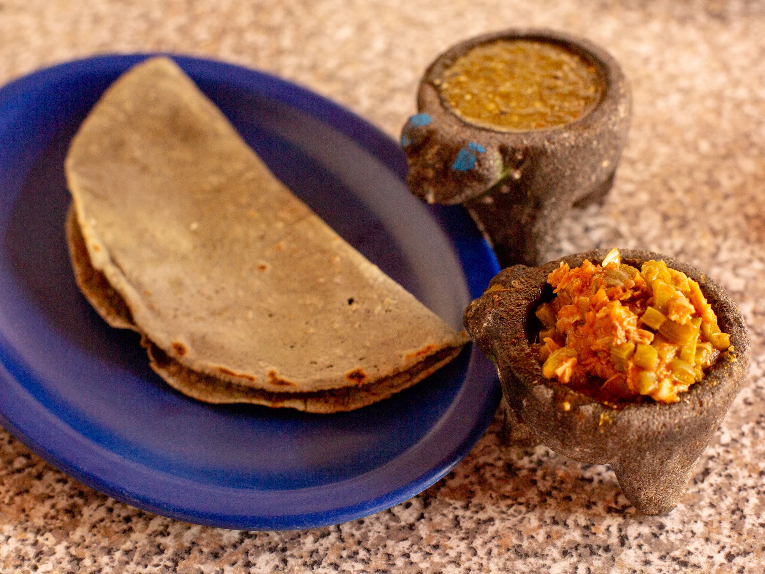 Quesadilla de Maíz Grande (GUISADO)