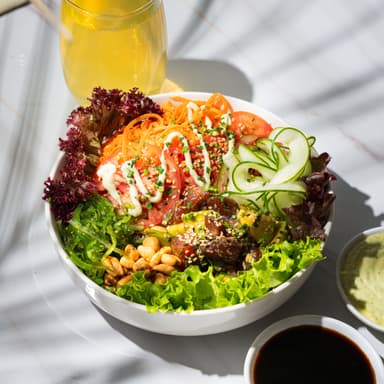 Combo Bowl Ensalada Tuna Wakame  + Bebida