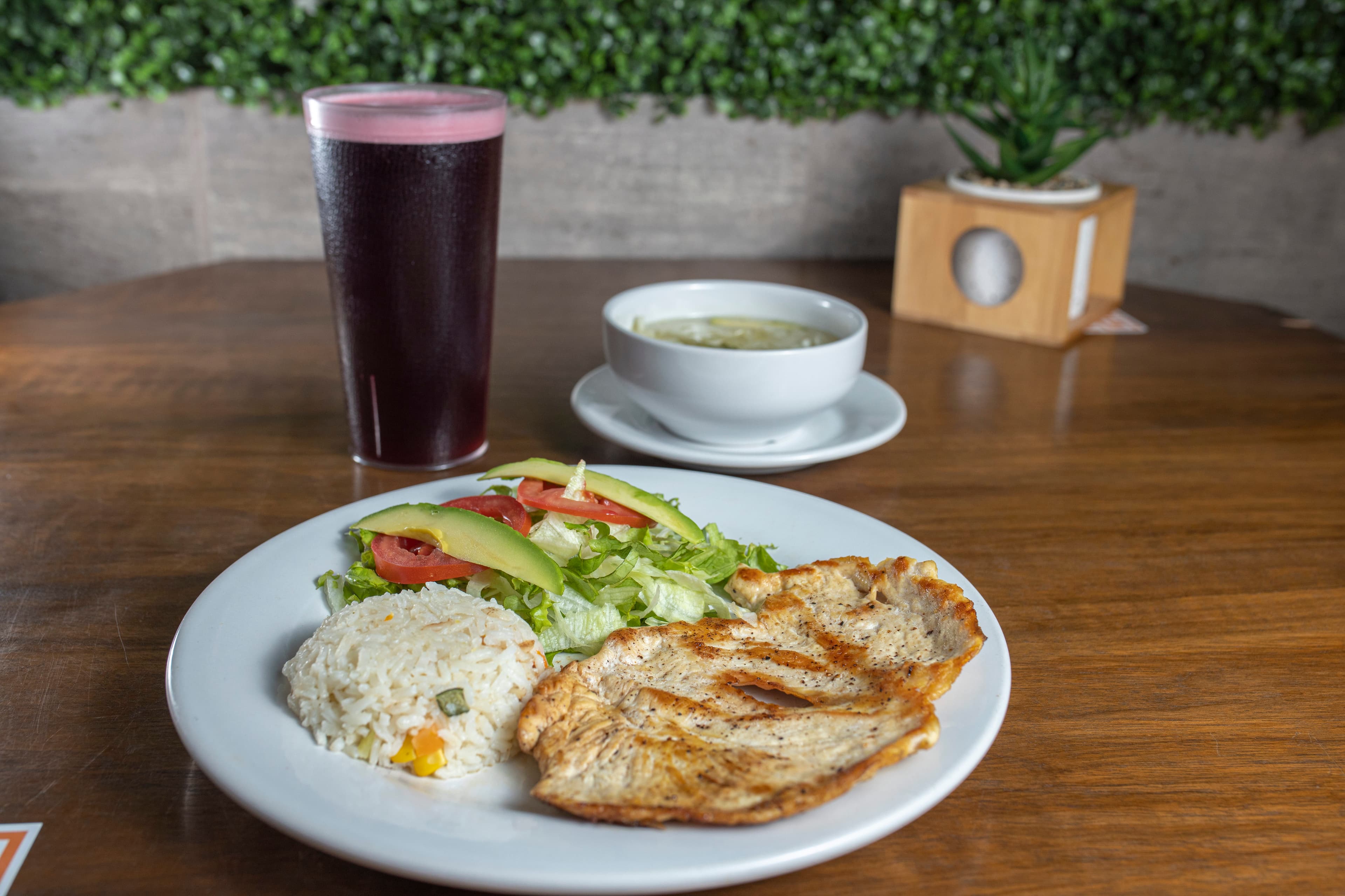 Combo Pechuga o Pollo a la Plancha 130 g