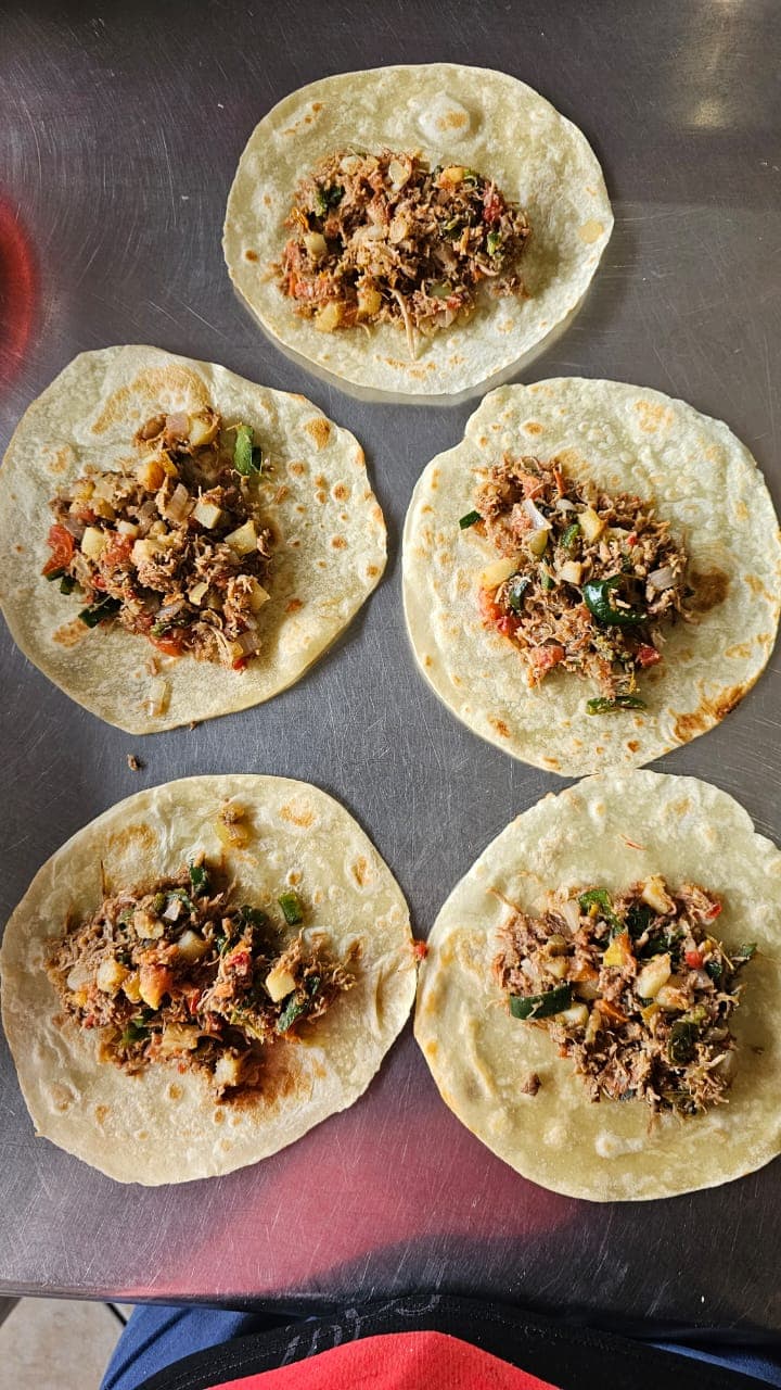 Taco de Machaca con Verdura