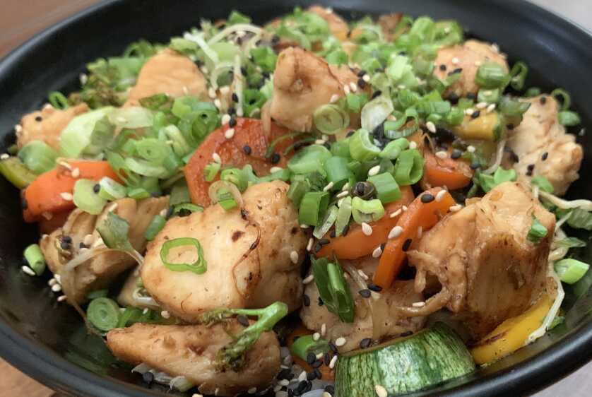 Teppanyaki Don de Pollo