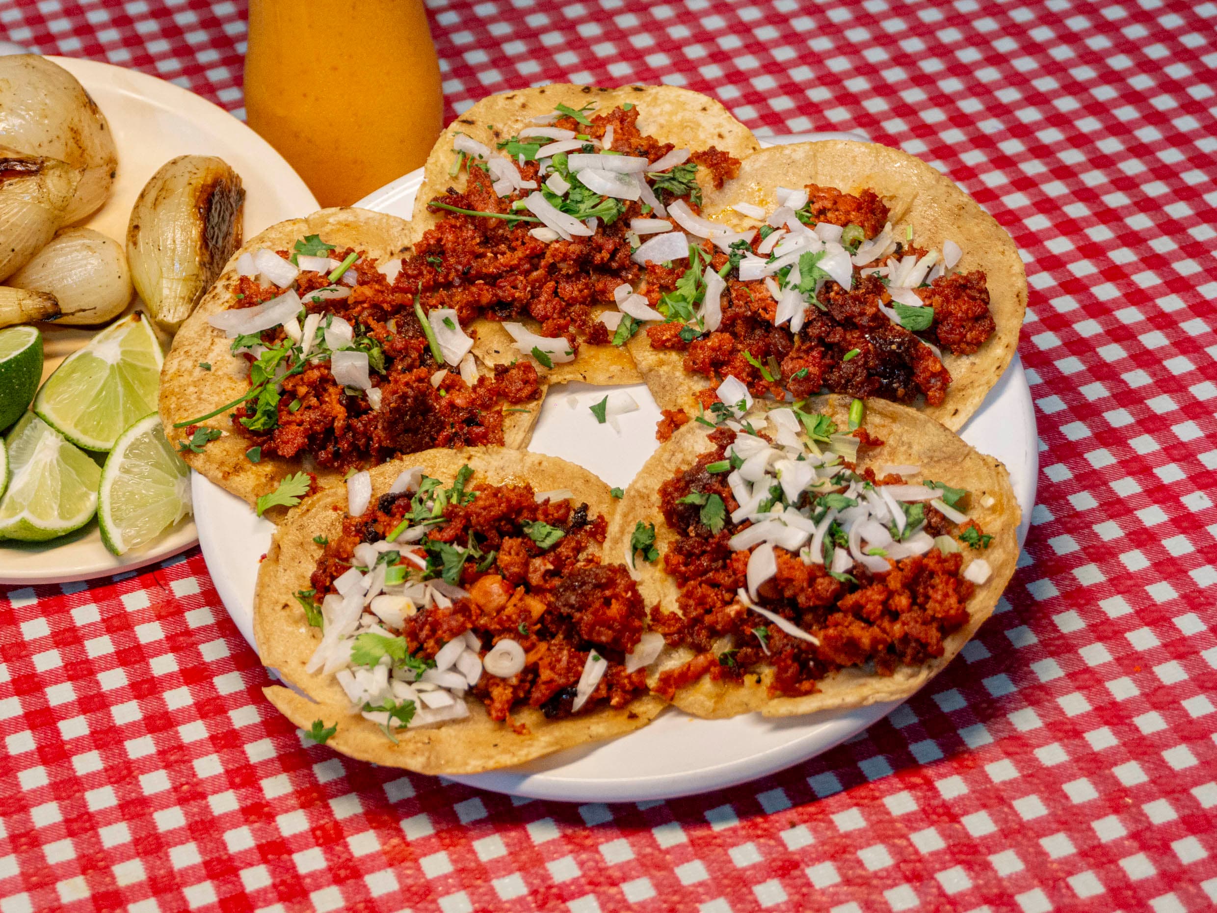 5 Tacos de Chorizo