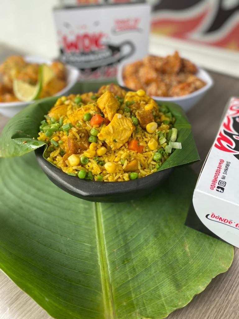 Arroz Pollo y Cerdo de La Casa