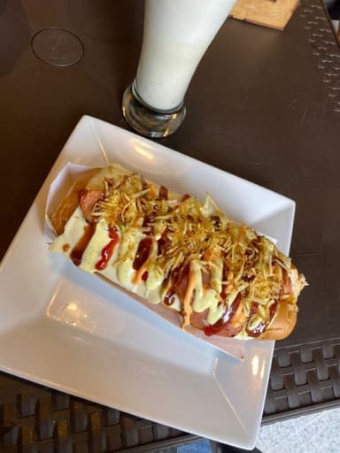 Perro Caliente Americano y Gaseosa Postobón
