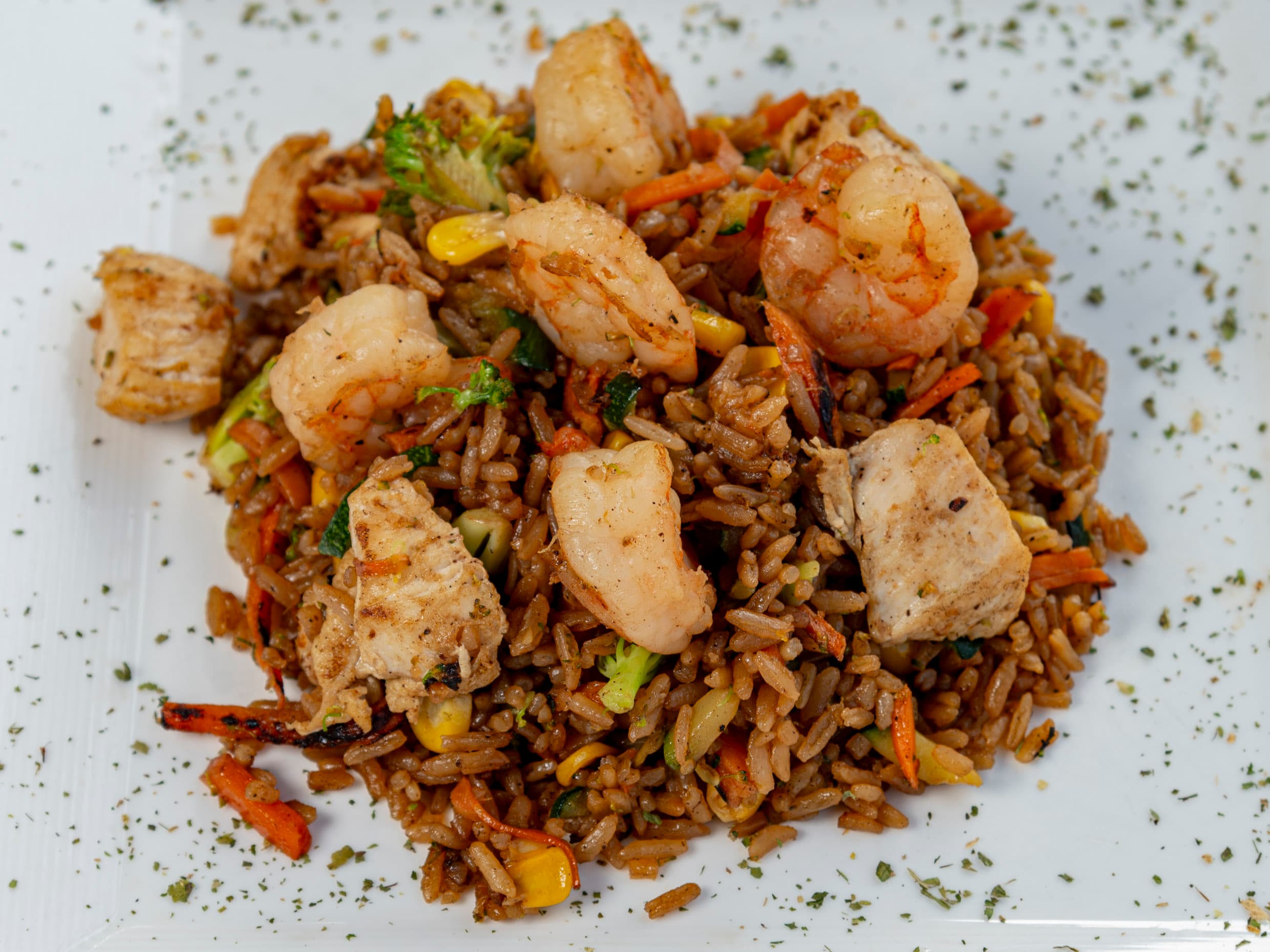 Arroz Dúo Thai Pollo y Camarones