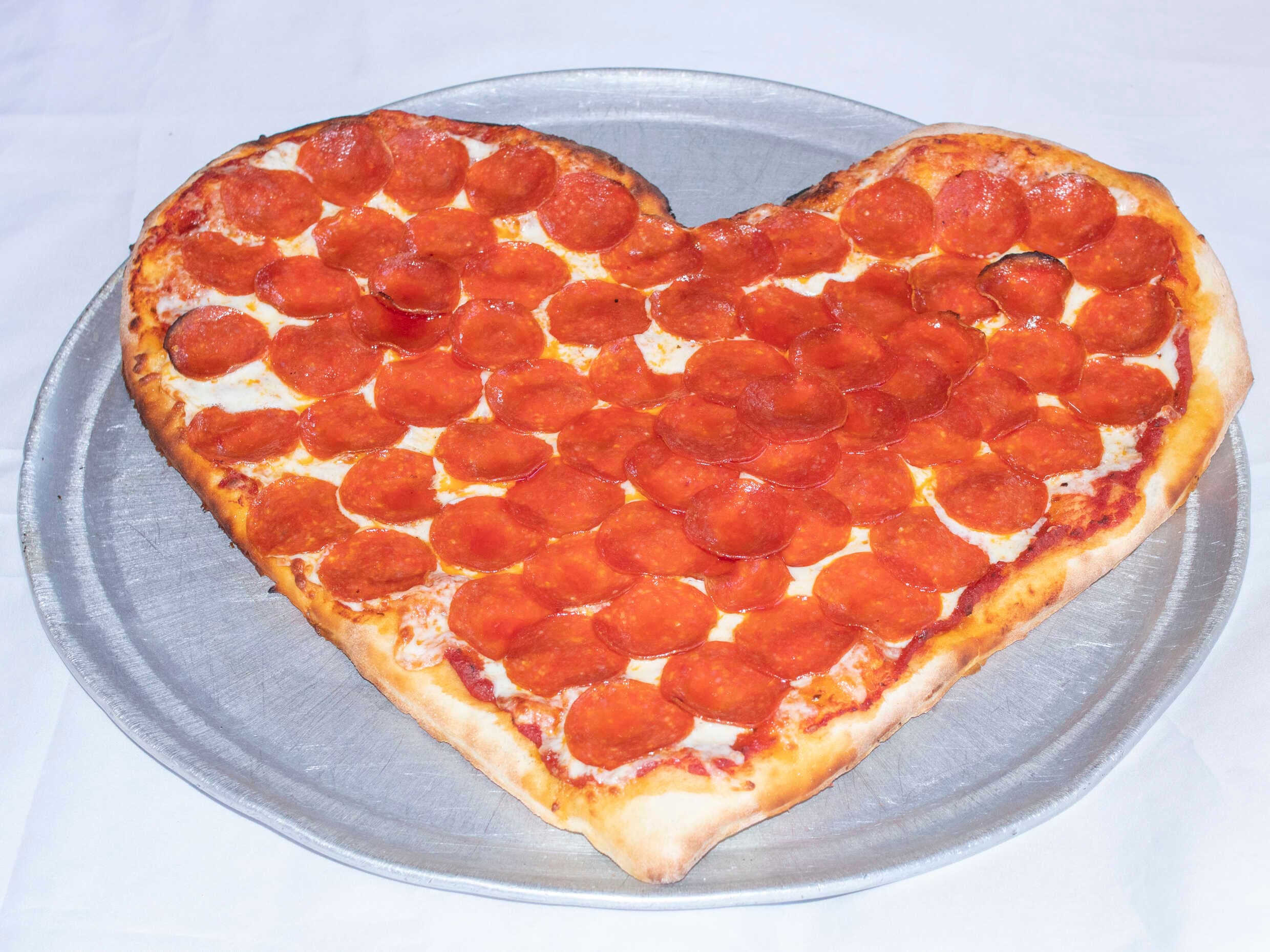Pizza Corazón Familiar16 Pulgadas