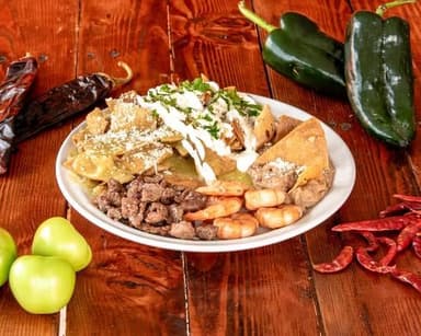 Chilaquiles Mar y tierra