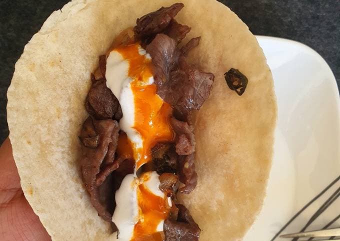 Taco de Harina Cecina