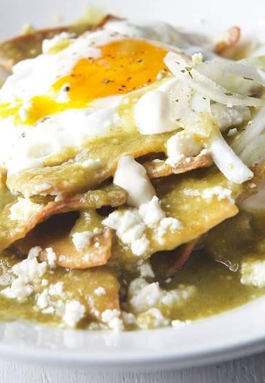 Chilaquiles con Huevo