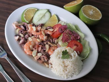 Camarones o Pulpo al Mojo del Ajo