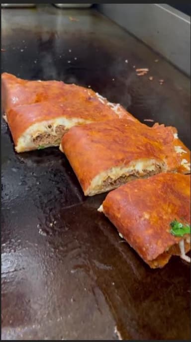 Empanada de Birria con Takis