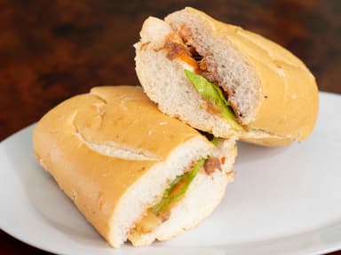 Sándwich de Salchichón