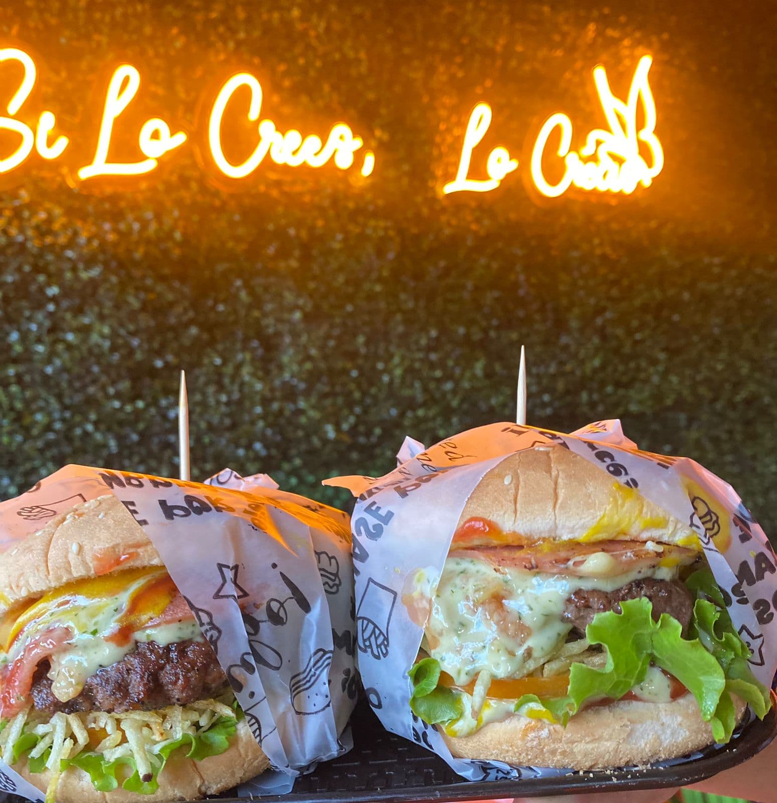 2x1 Hamburguesa de La Casa al Carbón