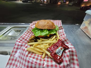 Hamburguesa Clásica de Res