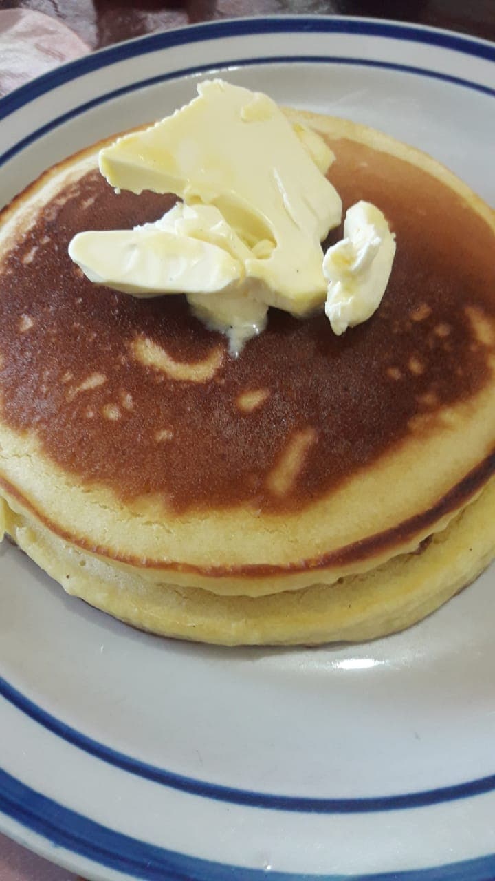 Hot Cakes con Huevo al Gusto
