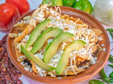 Chilaquiles con Pollo