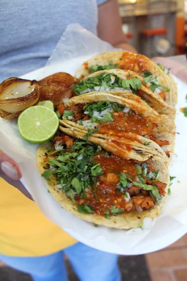 Combo DiDi 5 Tacos de Bistec + Coca Cola