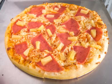 Pizza Hawaiana