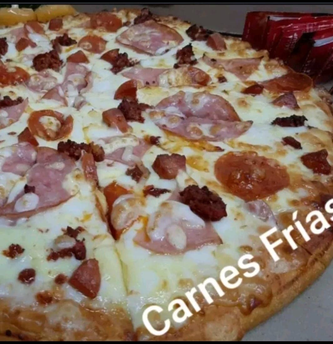 Pizza Carnes Frías Mediana