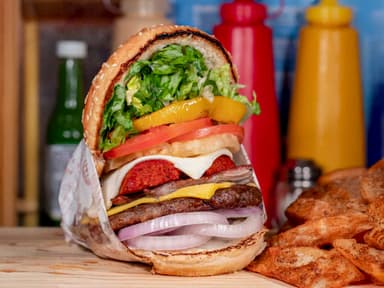 Hamburguesa La Tizne Con Papas Gajo