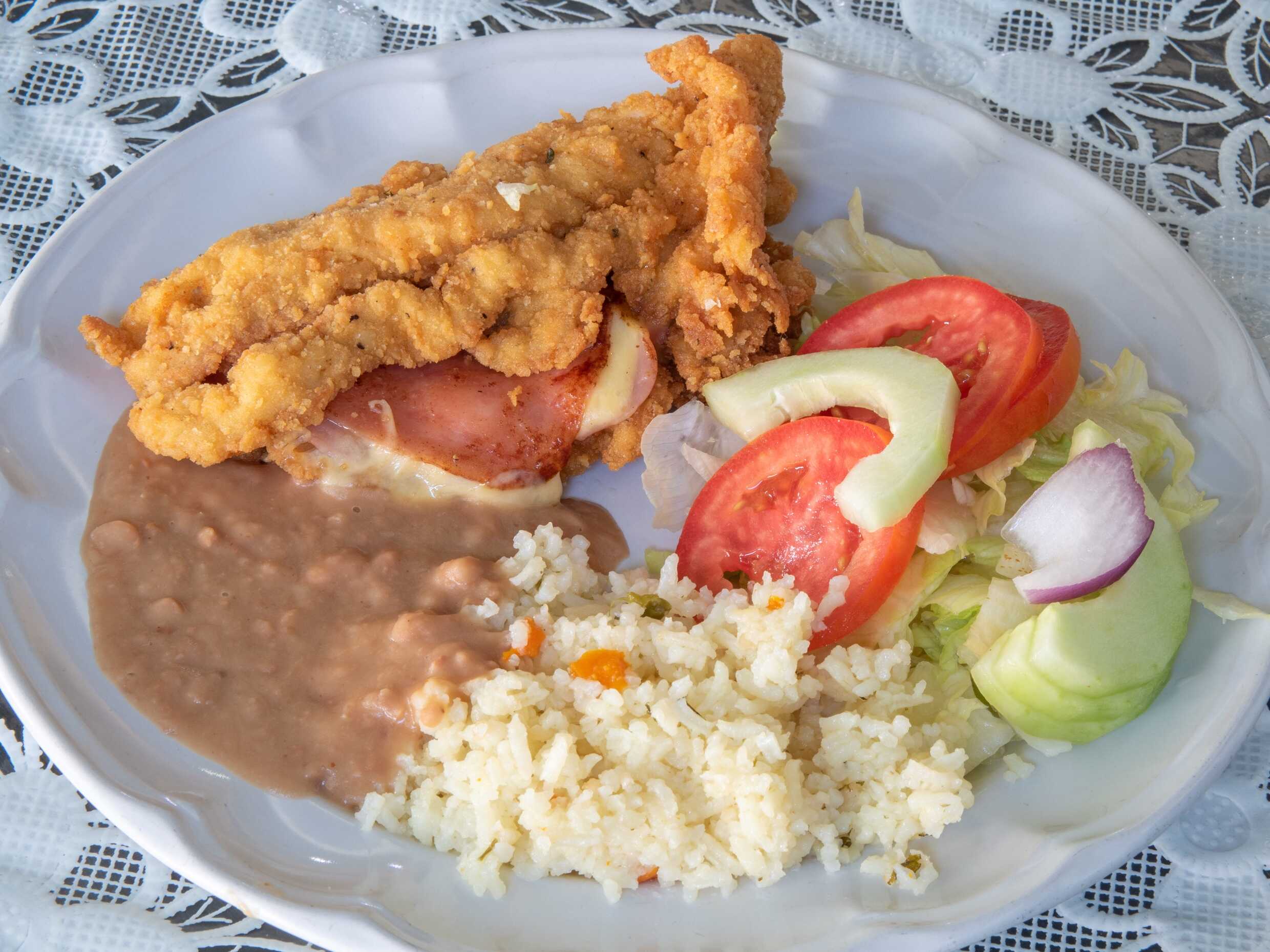Pechuga Rellena Empanizada