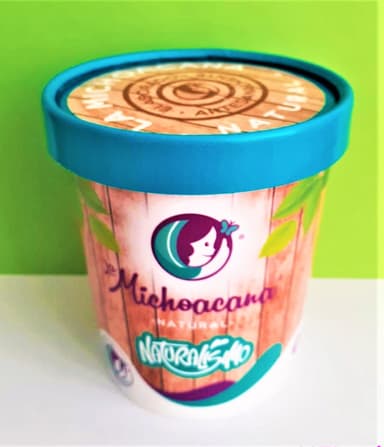 HELADO SABOR YOGURT CON FRUTAS