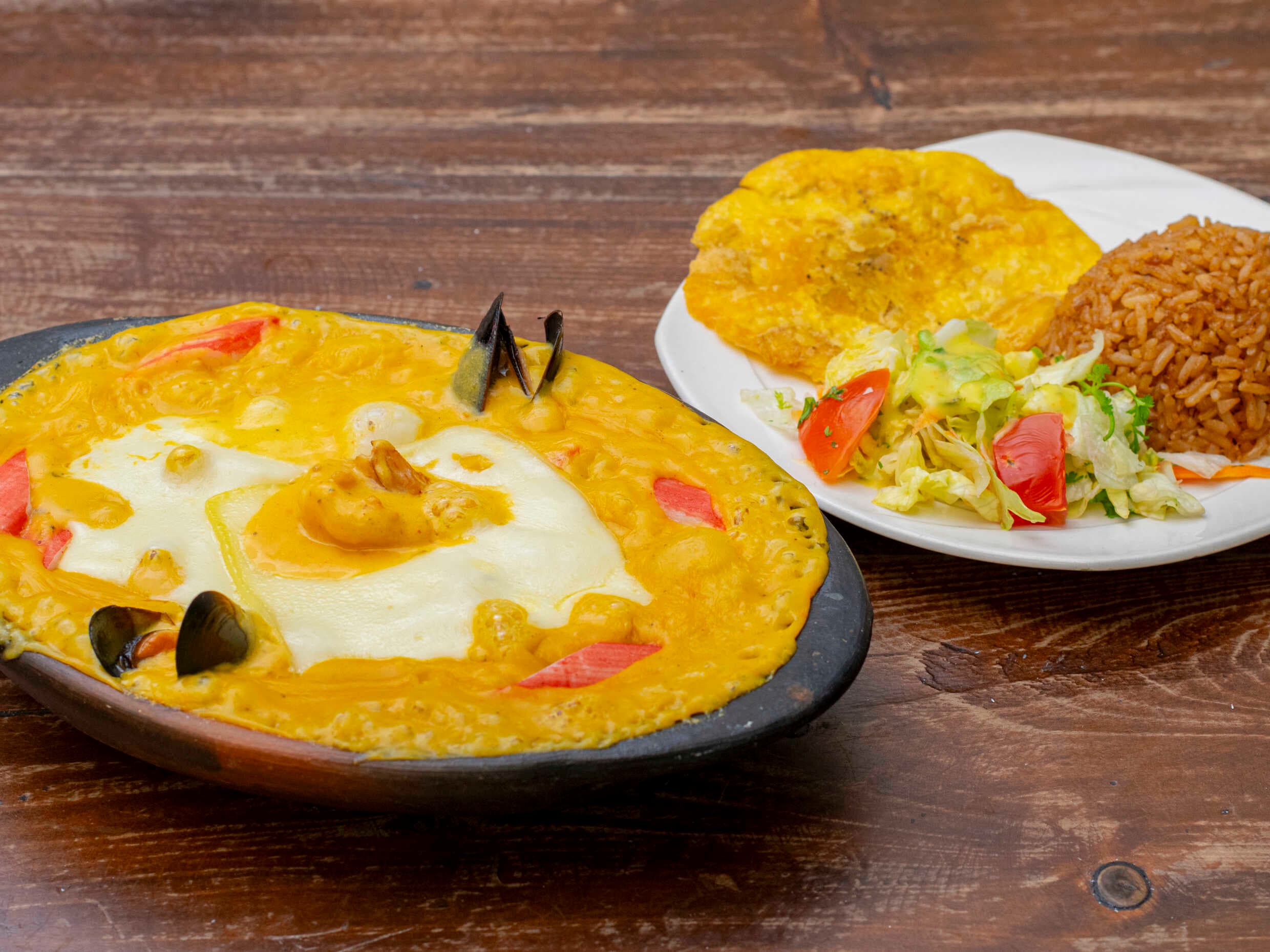 Cazuela de Mar Dorado