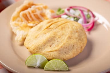 2 Gorditas de Chicharrón con Carnitas