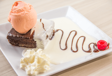 Brownie con Helado