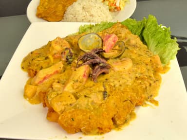 Chuleta de Pescado en Salsa Marinera