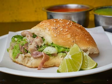 Cemita de Nana