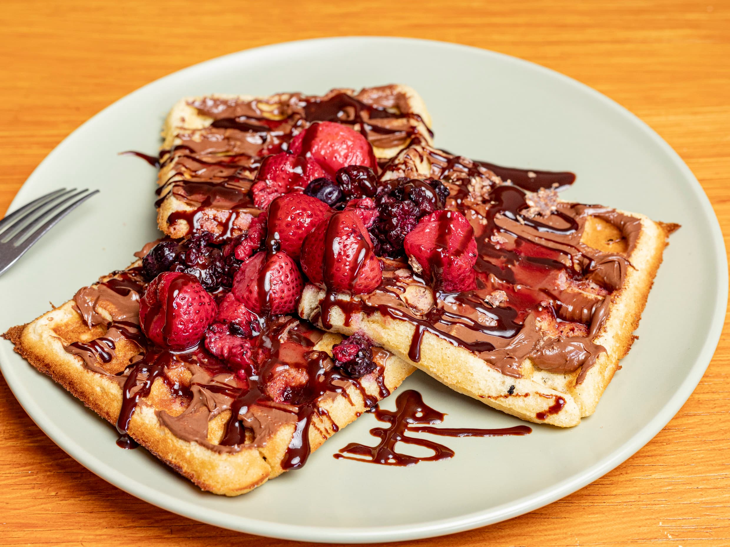3 Waffles con NUTELLA y FRESA