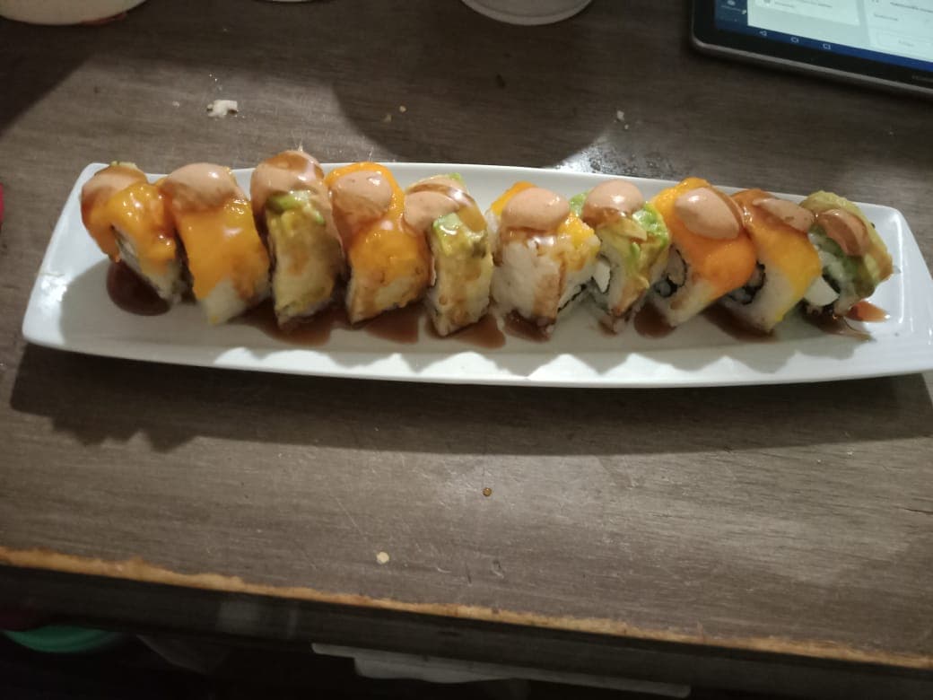 Itakate Dragón Roll