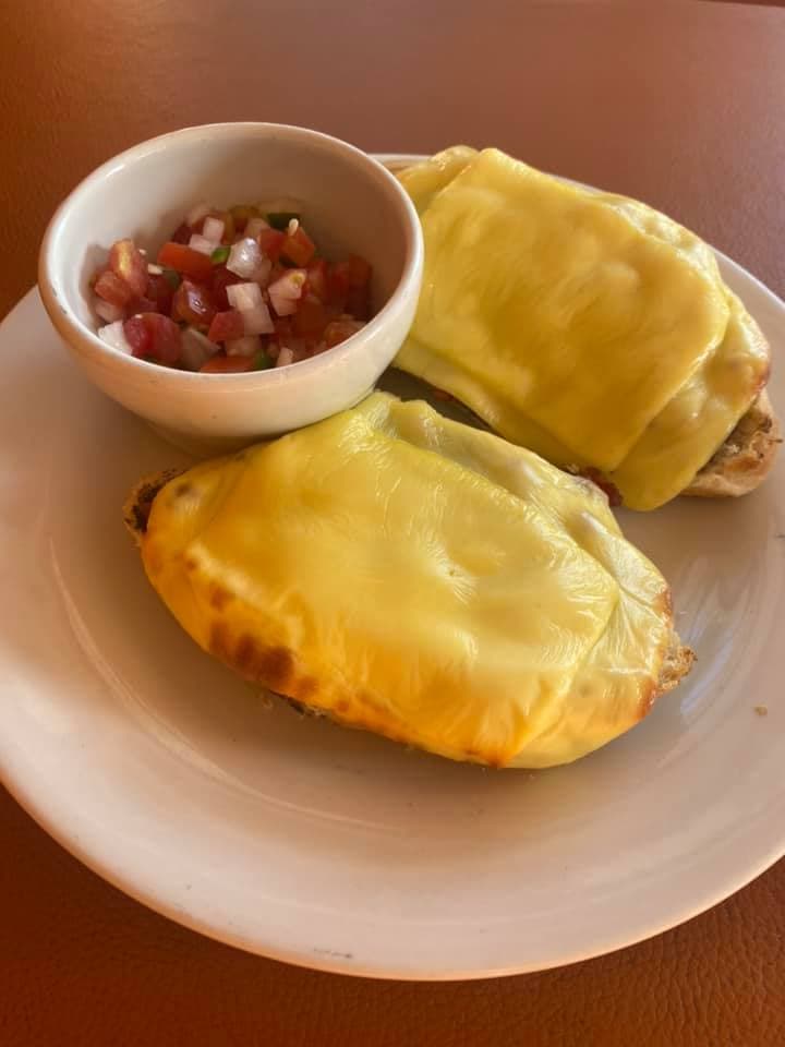 Molletes con Jamón