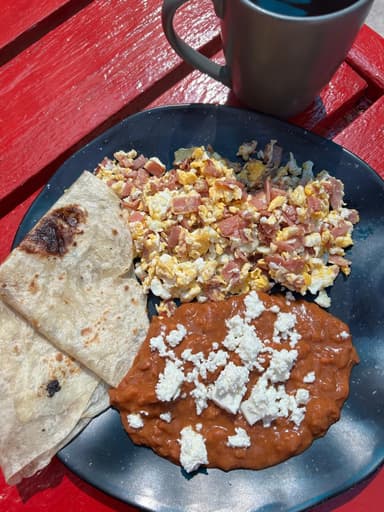 Huevo con Jamón