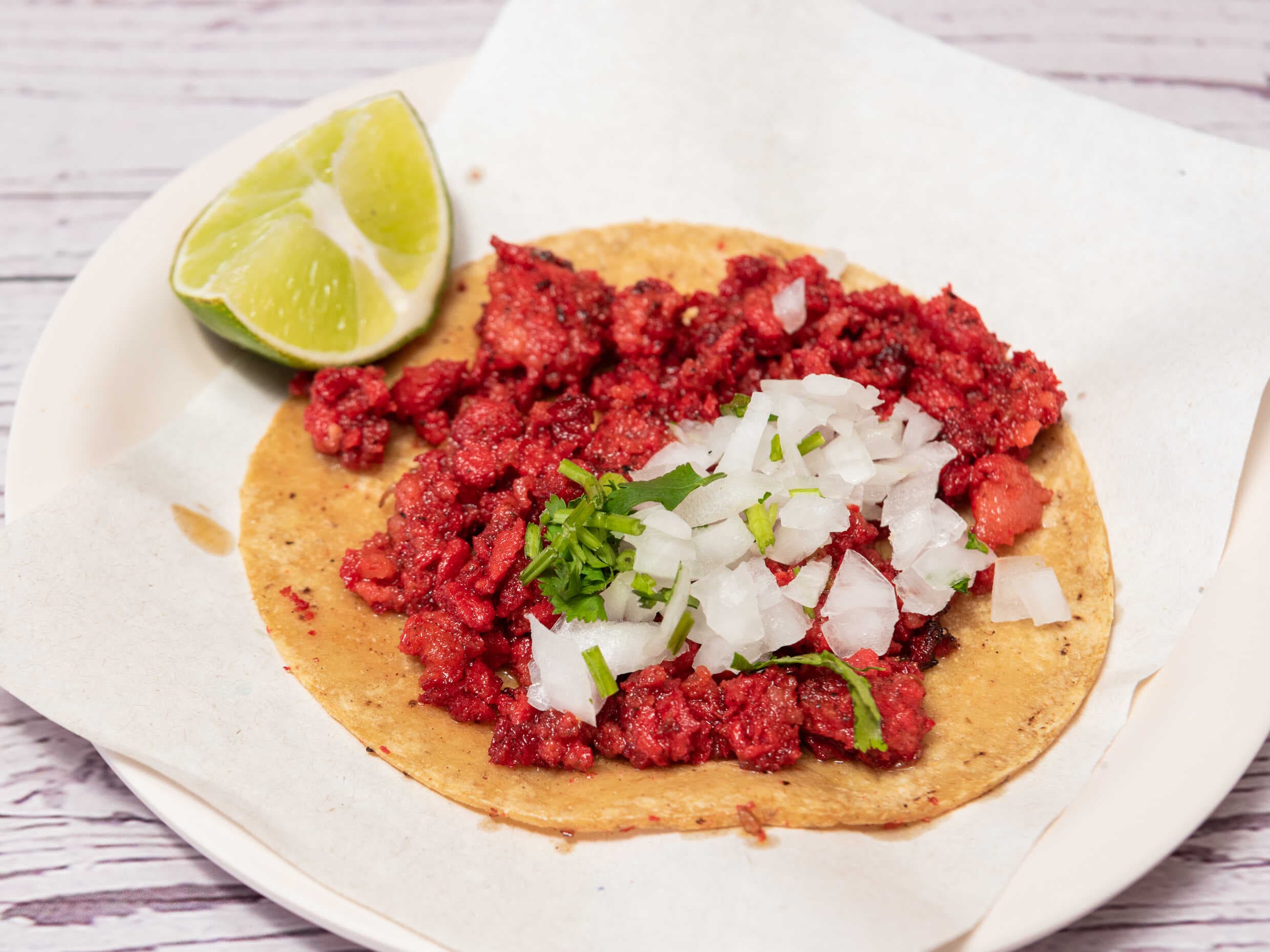 Taco de Chorizo Rojo