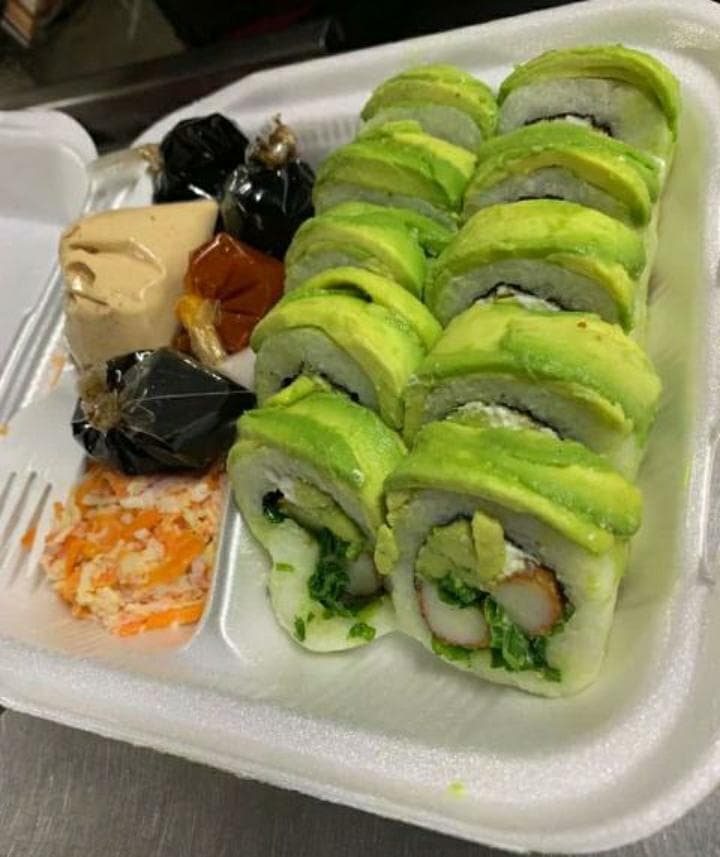 Aguacate Roll