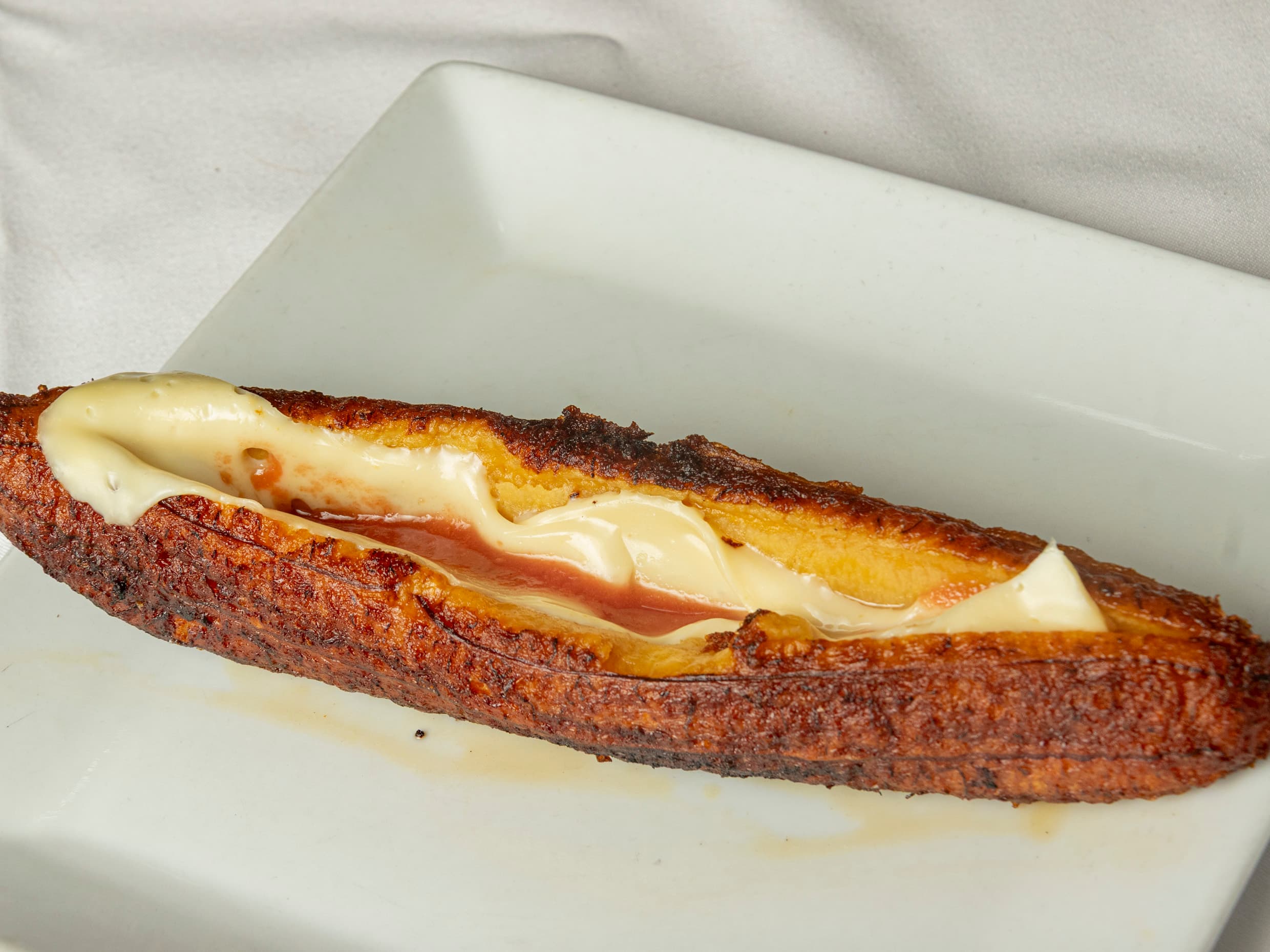 Plátano con Queso y Bocadillo