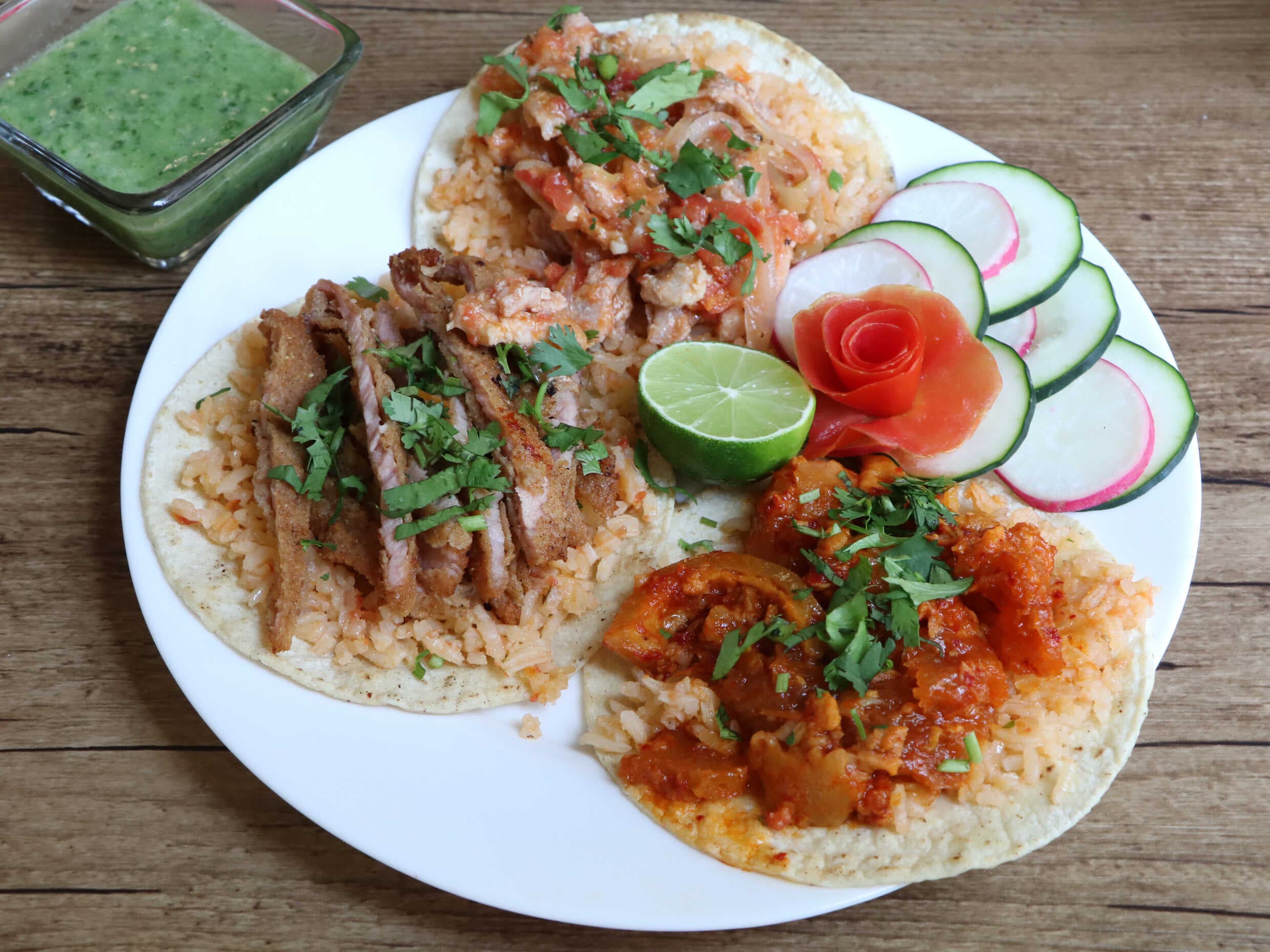 Tacos de Guisado