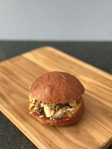 Brioche de Pollo Rostizado