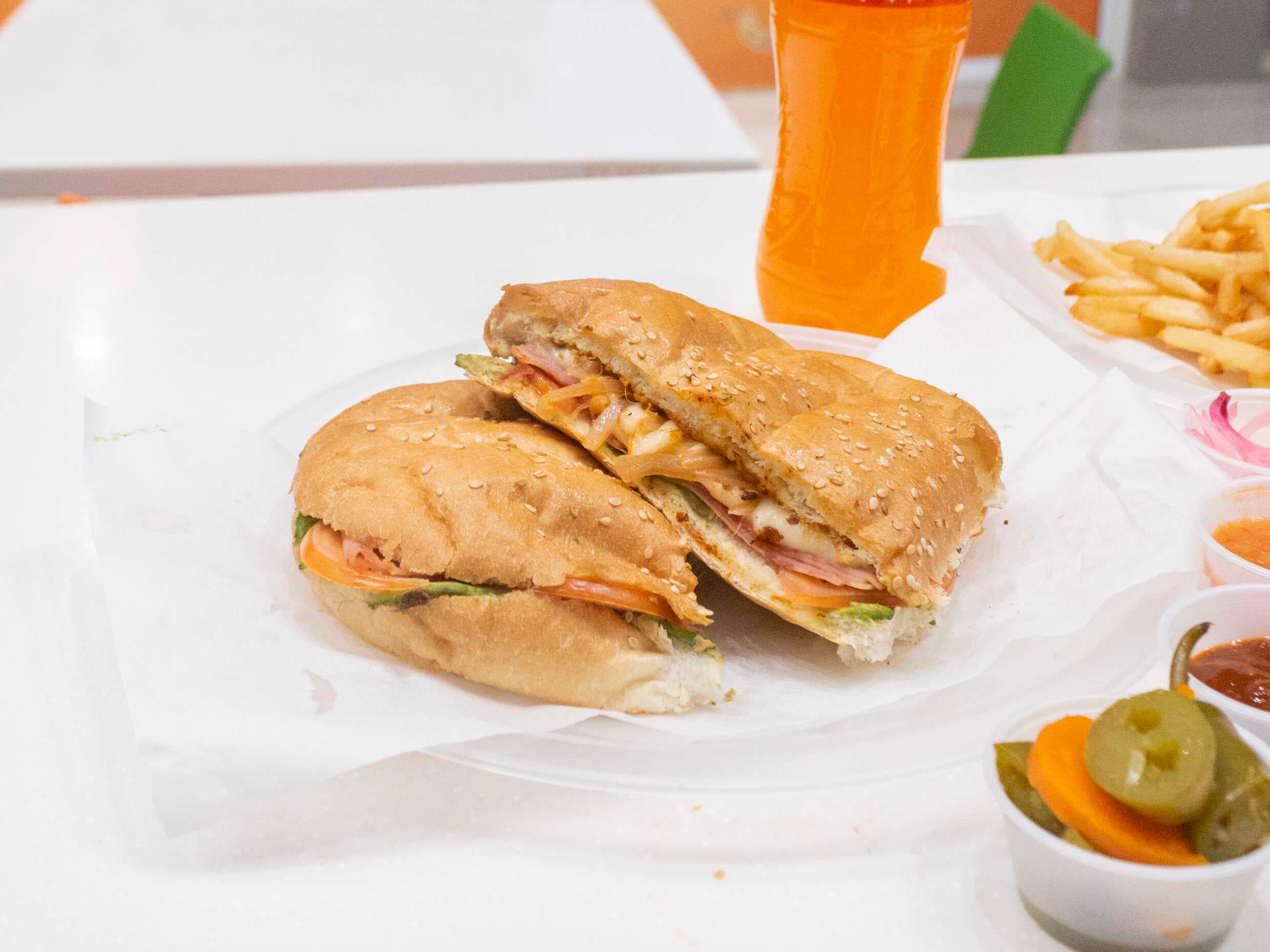 Torta de Jamón con Queso