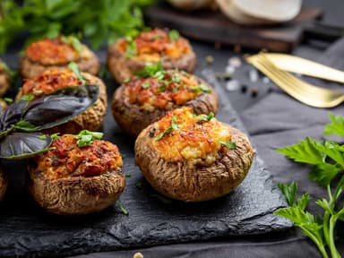 Champiñones Rellenos De Carnes Frías