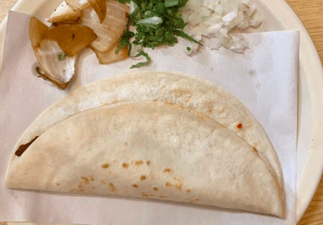 Taco de harina de pastor