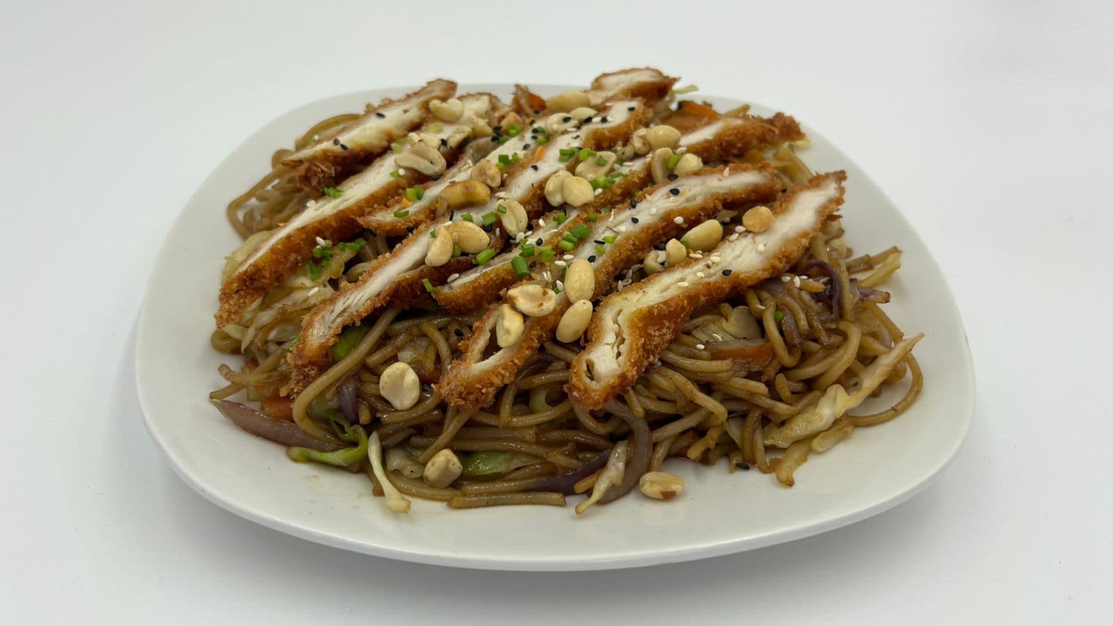 chow main pollo empanizado